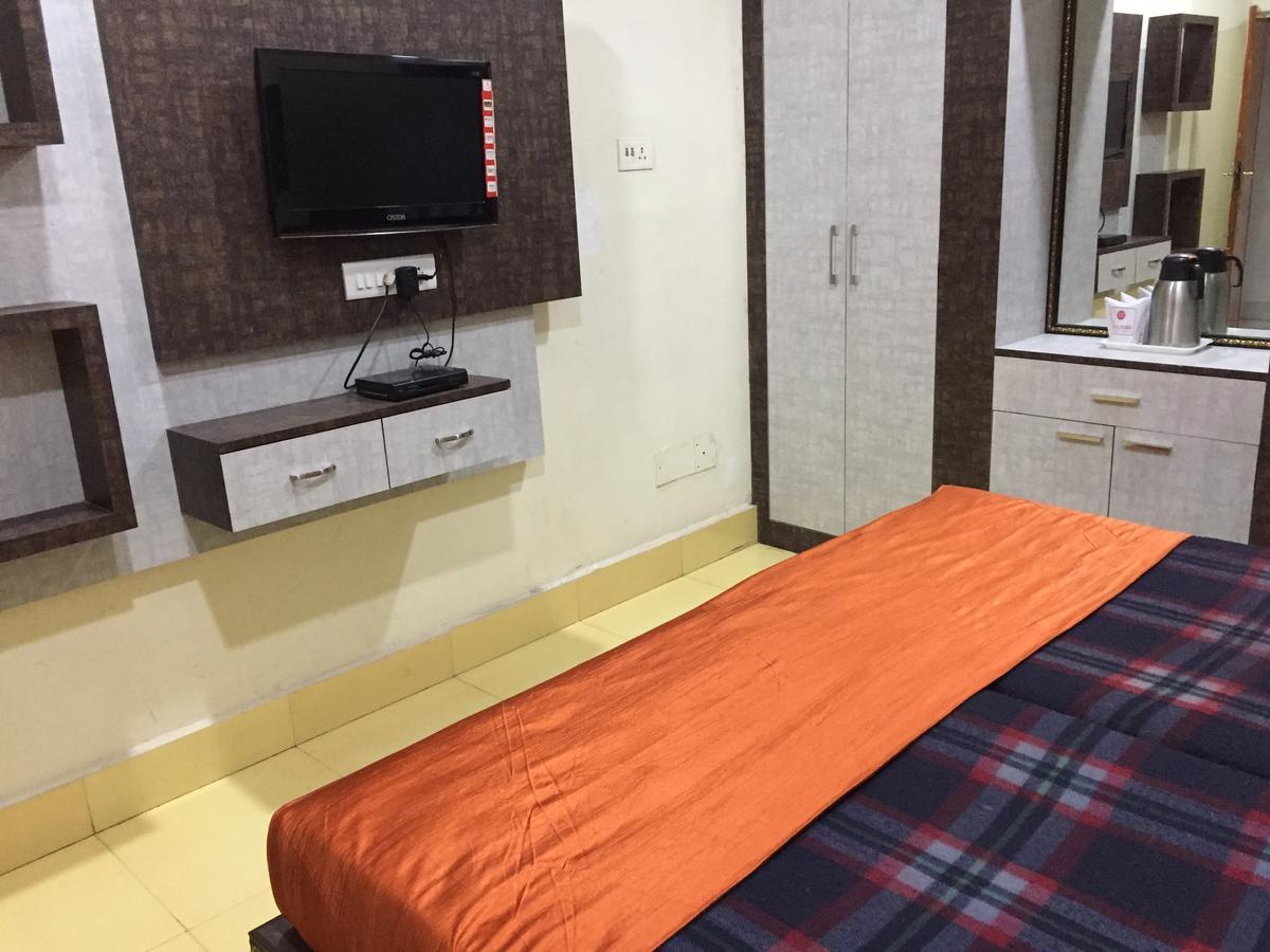 Hotel Lara India Варанаси Экстерьер фото